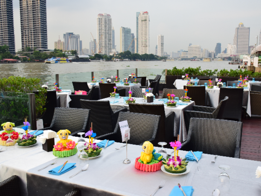 Loy Krathong - Ramada