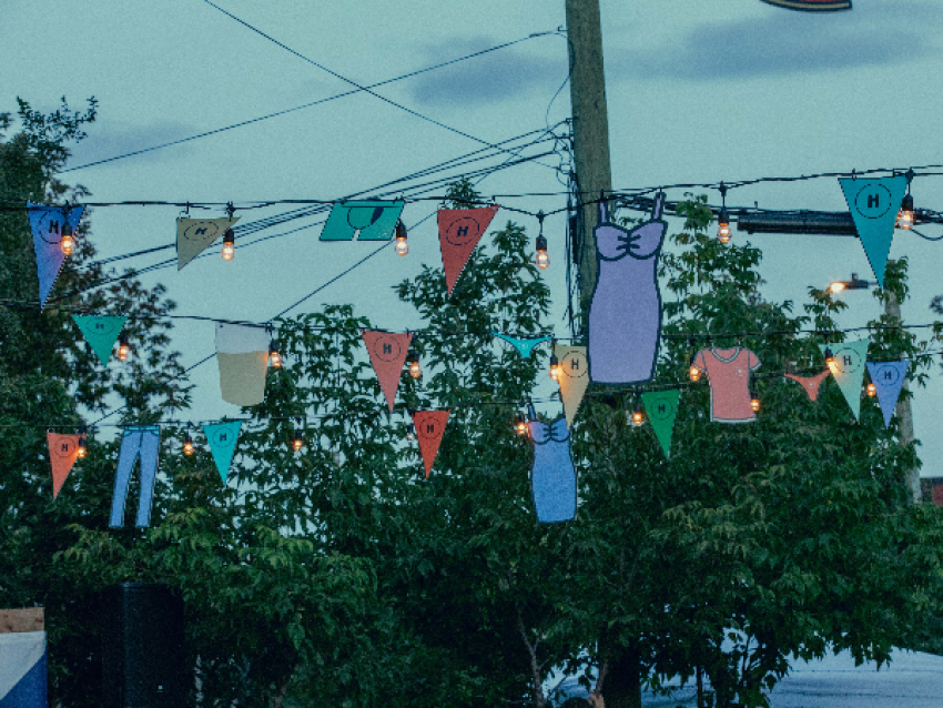 L'Amour et la Mousse : Le Beergarden d'Hochelaga - Camille Gladu-Drouin