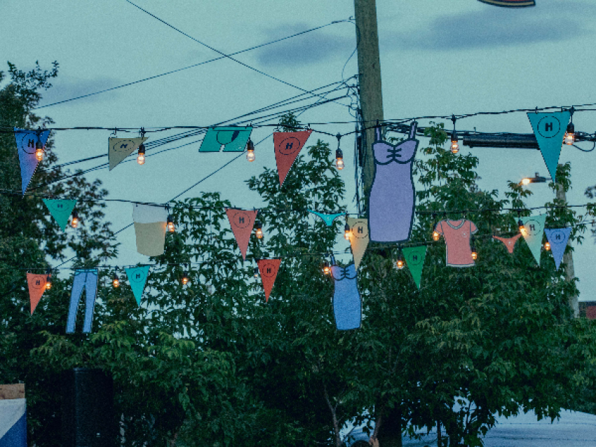 L'Amour et la Mousse : Le Beergarden d'Hochelaga - Camille Gladu-Drouin