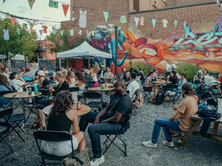 L'Amour et la Mousse : Le Beergarden d'Hochelaga - Camille Gladu-Drouin