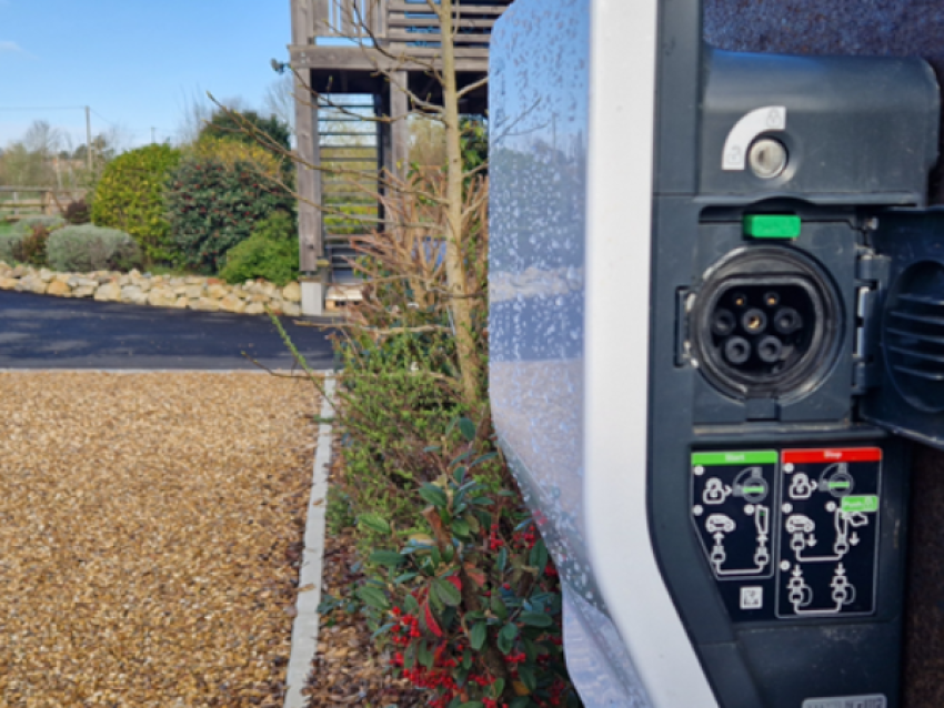 borne de recharge - Le jardin des 4 saisons