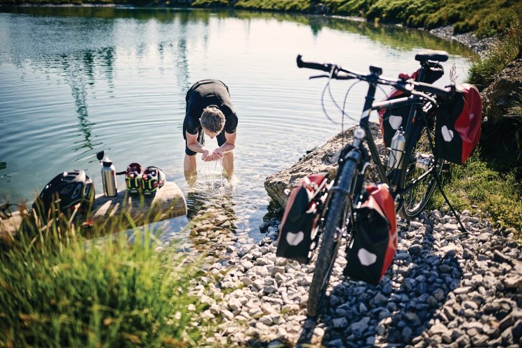 Vélo de randonnée. - © D.R