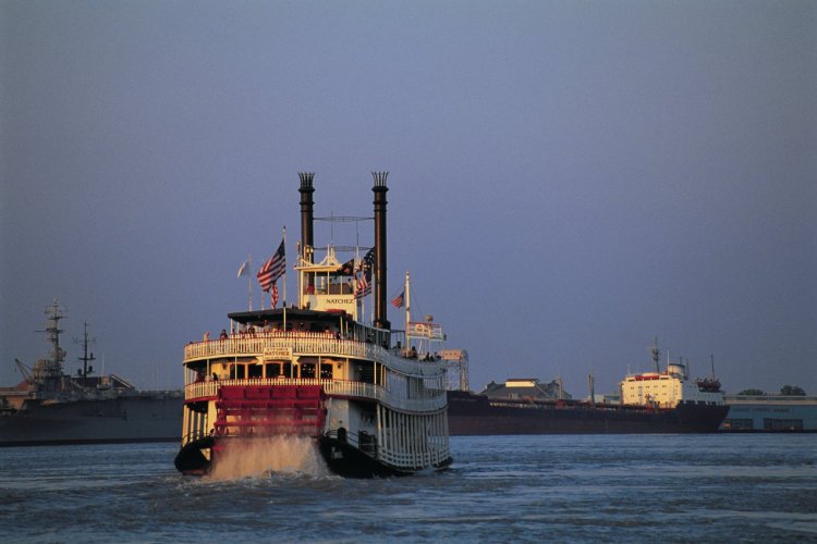 Bateau à roue sur le Mississippi. - © Tom Pepeira - Iconotec