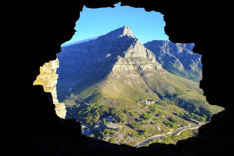 Wally's Cave, Lions Head, Afrique du Sud - © Jannie_van_Wyk - iStockPhoto.com