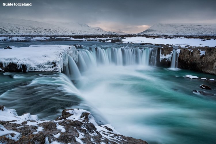 - © D.R. Guide to Iceland