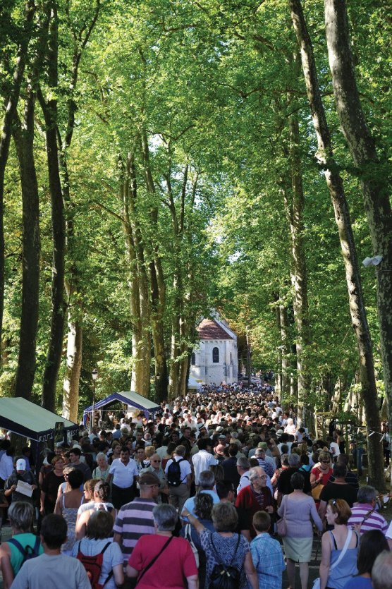La foule se presse à
