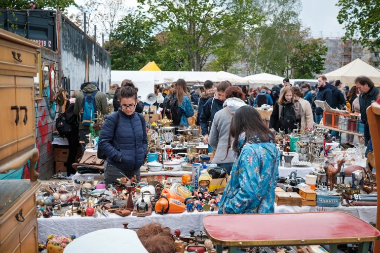 Mauerpark - © hanohiki - Shutterstock.com