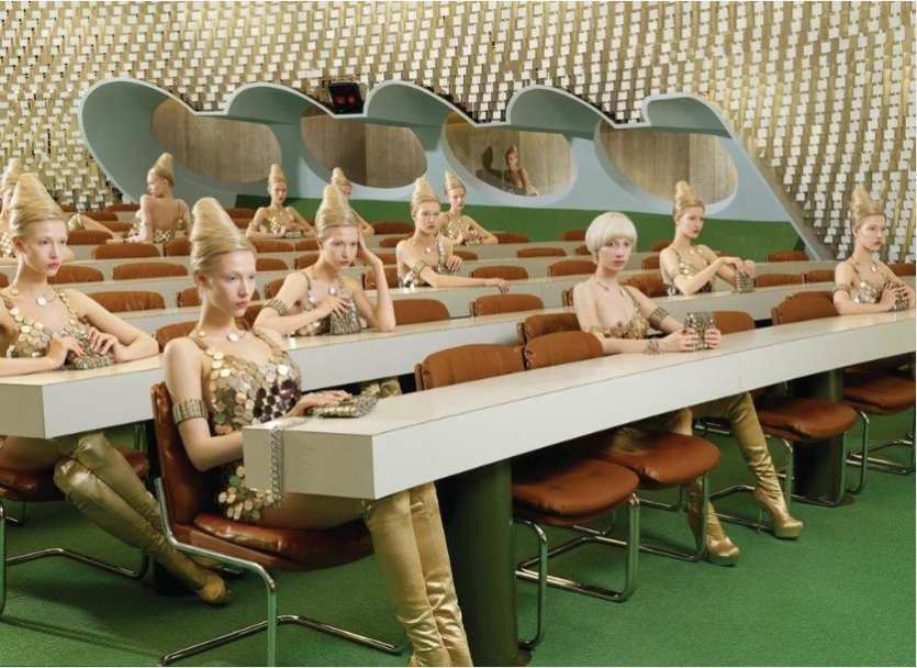 - © Sacha Goldberger