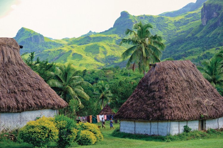 - © FIJI TRAVEL