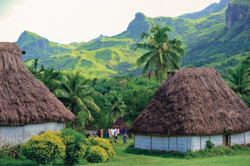 - © FIJI TRAVEL