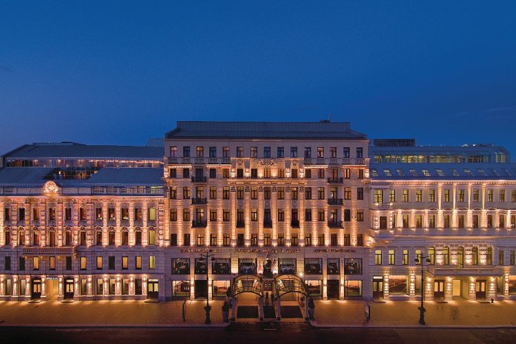 - © Corinthia hotels