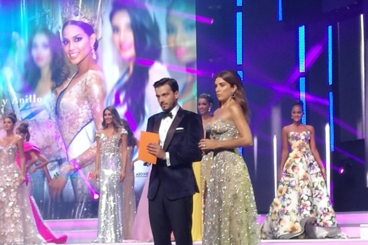 Moment crucial - Miss Colombie 2017 - © Laurent BOSCHERO