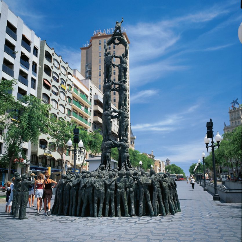 Les castellers de Tarragona (sculpture représentant une pyramide humaine). - © Photo Tourisme Espagnol