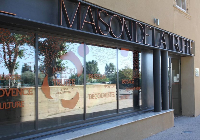 - © Maison de la Truffe d'Aups et du Verdon