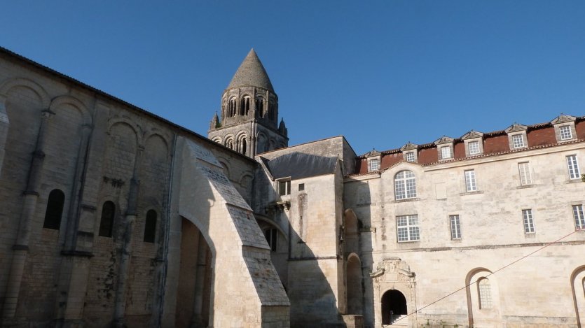 Abbaye aux dames de Saintes - © Aurélie HANNIER