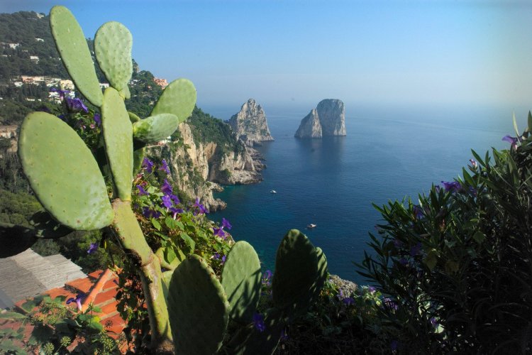 Vue depuis les Jardins d'Auguste. - © Azienda Autonoma Cura Soggiorno e Turismo Isola di Capri