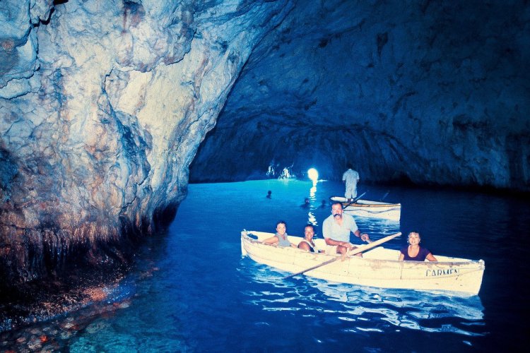 Grotte Bleue. - © Azienda Autonoma Cura Soggiorno e Turismo Isola di Capri