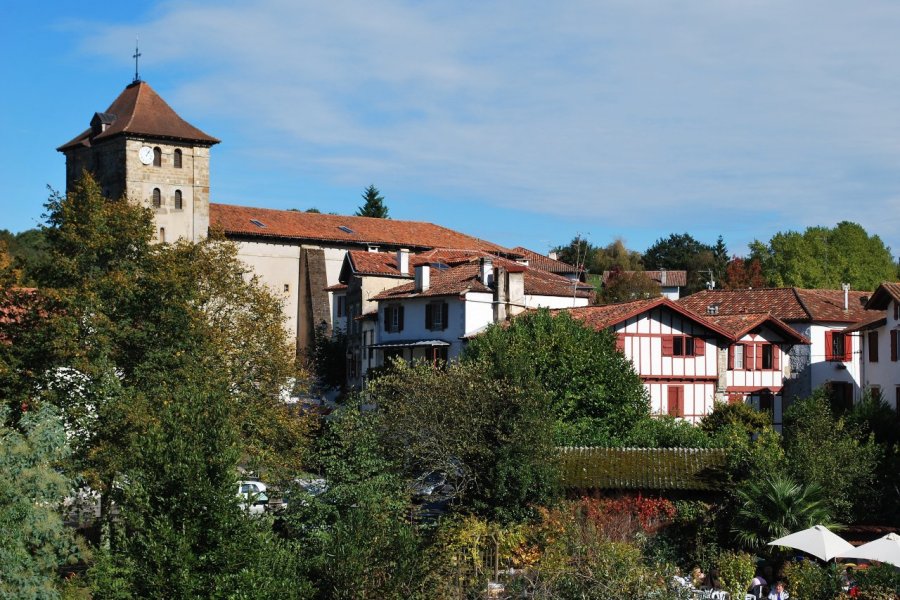 Espelette, le village basque haut en couleur fête le piment