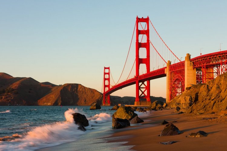 - © Andrew Zarivny - Shutterstock.com.