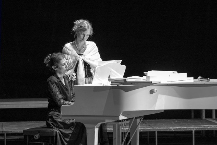 Nataliya Brazhkina, chanteuse qui se produira le 03 décembre à Marseille - © nataliyabrazhkina.weebly