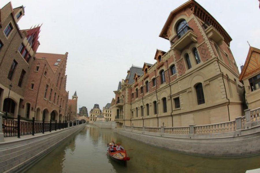 Une réplique de la ville de Venise et de ses célèbres canaux construite en Chine !