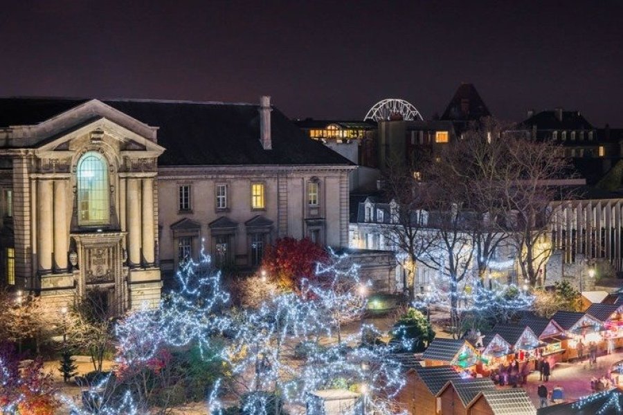 Reims fête Noël  avec son traditionnel marché