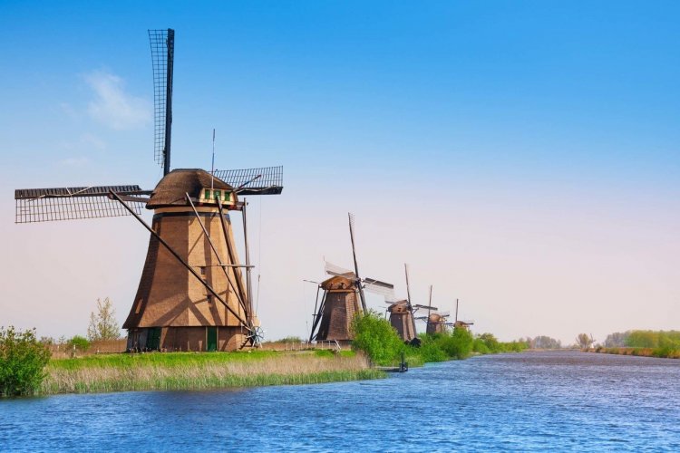 Moulins de Kinderdijk - Elshout - © Sergey Novikov - Shutterstock.com