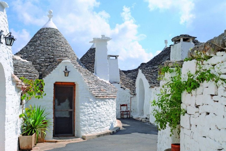 Les trulli d'Alberobello - © Annavee - Fotolia