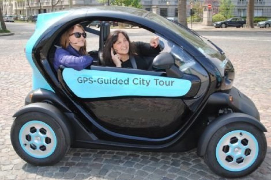 Paris en Twizy en journée