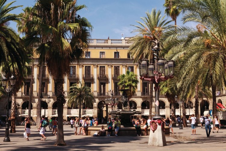 Plaça Reial. - © Irène ALASTRUEY - Author's Image