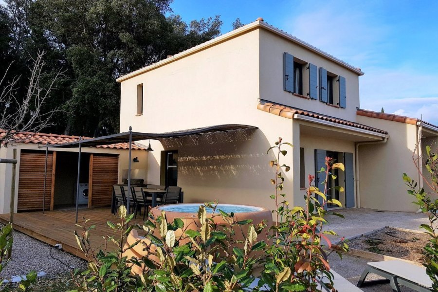 Les maisons des Jardins des Senteurs : à découvrir à Roquebrune-sur-Argens