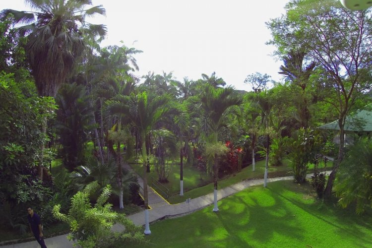 - © VILLAS RÍO MAR