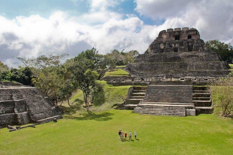 Xunantunich Belize - © Cjuneau - Flickr