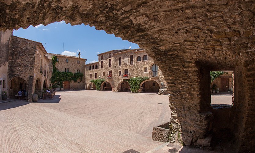 Monells - © PTCBG