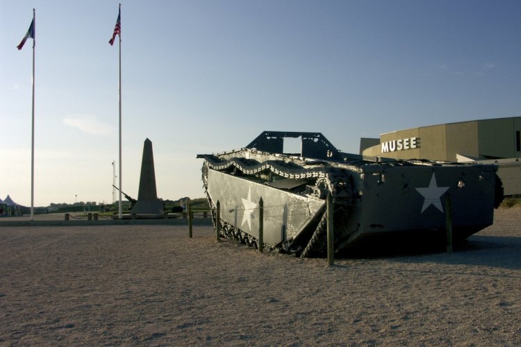 Tank - Utah Beach - © ERIC.MATHIEU - XILOPIX