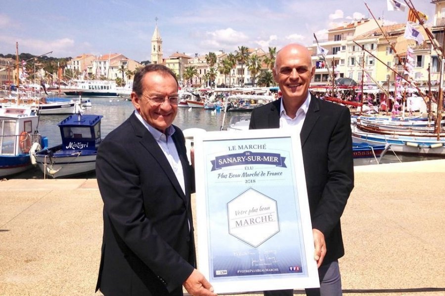 Le plus beau marché de France se trouve à Sanary-sur-Mer !