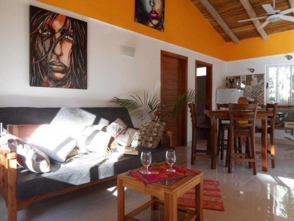 - © CASITA LA PAZ ARTISTICA & ROMANTICA