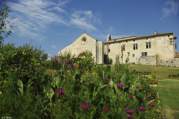 - © Musée et jardins de SALAGON