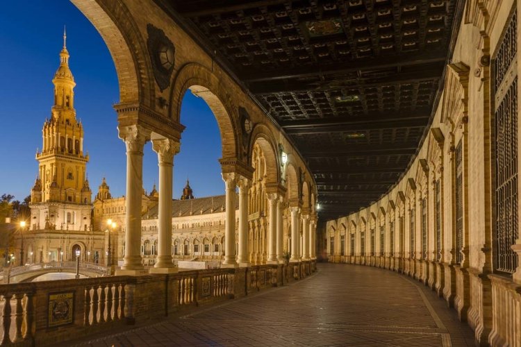 Plaza de España - © Anibal Trejo - Shutterstock.com