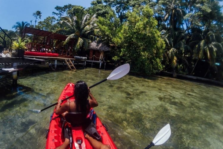 - © ECLYPSE DE MAR ACQUA LODGE