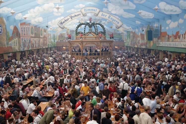 Oktoberfest. - © Juices Images GraphicObsession