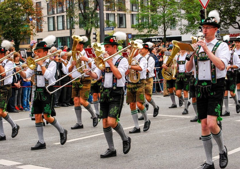 Parade pendant le Oktoberfest, Munich. - © Jesus Fernandez - Shutterstock.com