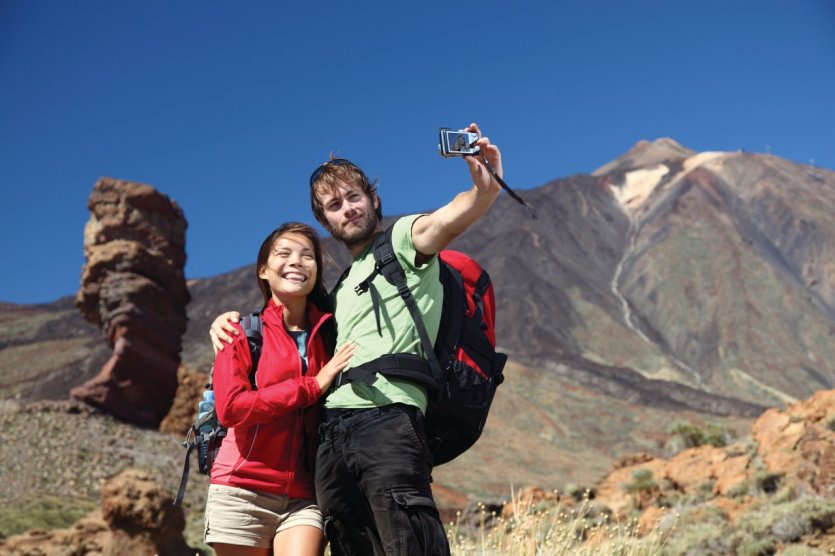 Couple de touristes à Tenerife. - © Maridav