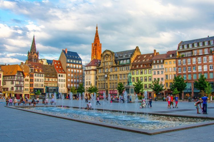 Place Kléber à Strasbourg. - © Alexi Tauzin / Adobe Stock