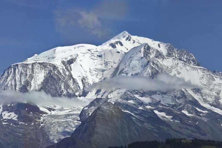 Le Mont-Blanc - © momsarev - stock.adobe.com