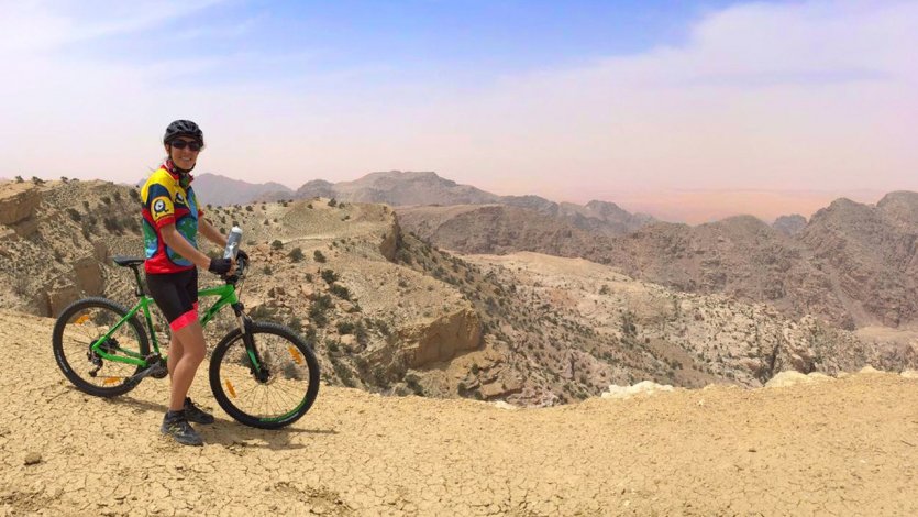 Sur le Jordan Bike Trail après le château de Shobak - © Florie THIELIN