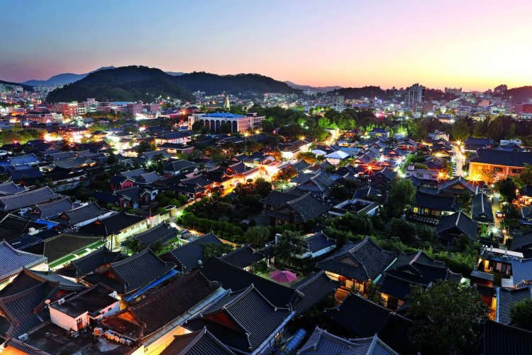 - © KOREA TOURISM ORGANIZATION