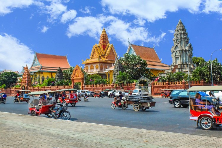 Phnom Penh - © Akarat Phasura - Shutterstock.com
