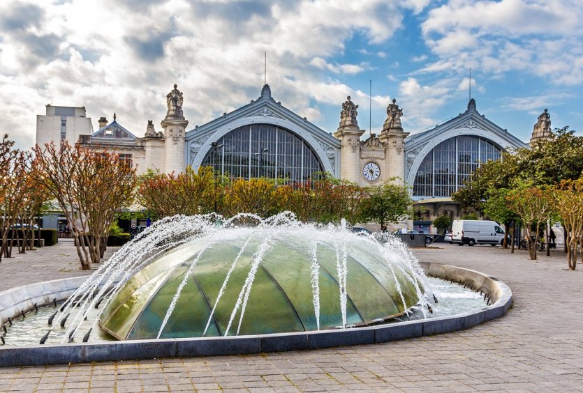 gare de tours architecture