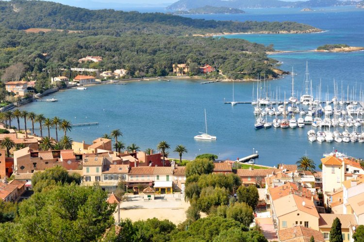 - © Hyères Tourisme